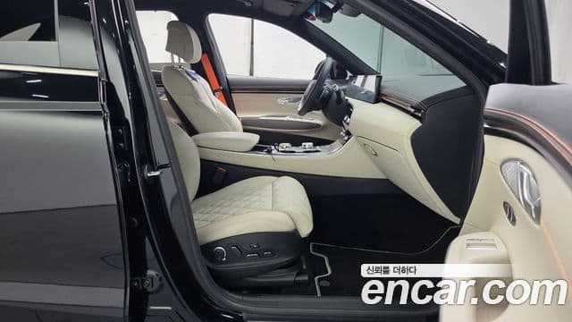 Genesis GV70, 2025 10
