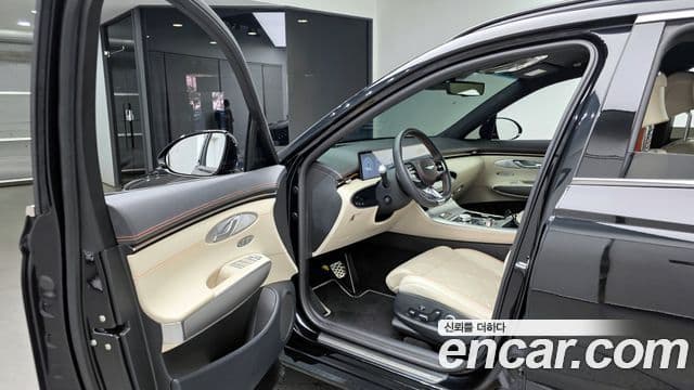 Genesis GV70, 2025 11