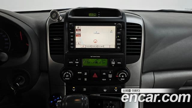 Kia Carnival R President, 2012 14