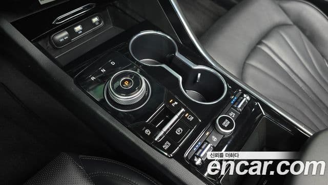 Kia K5 3세대 Signature, 2023 9