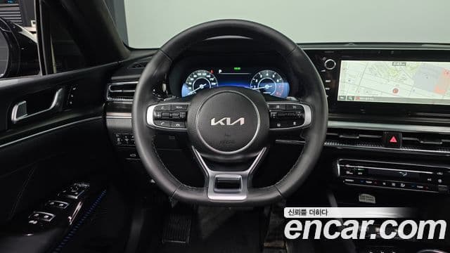 Kia K5 3세대 Signature, 2023 13