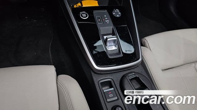 Audi A3 (8Y) Premium, 2023 9