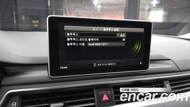 Audi A4 (B9), 2018 18