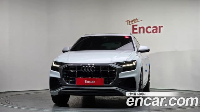 Audi Q8 (4M) Premium, 2022 3