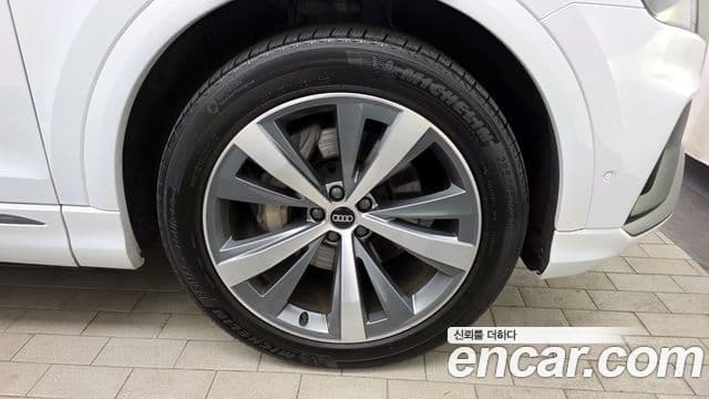 Audi Q8 (4M) Premium, 2022 все фото