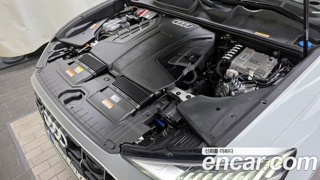 Audi Q8 (4M) Premium, 2022 6