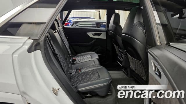 Audi Q8 (4M) Premium, 2022 12