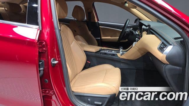 Genesis The / новый New G70, 2022 11