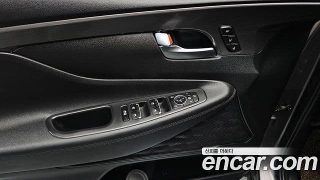 Hyundai The / новый New Santa Fe Prestige, 2022 17