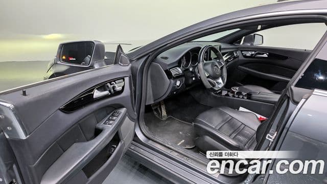 Mercedes-Benz CLS-класс W218 CLS63 AMG 4MATIC, 2017 11