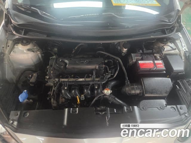 Hyundai Accent(новый кузов / новое поколение) Modern, 2015 10