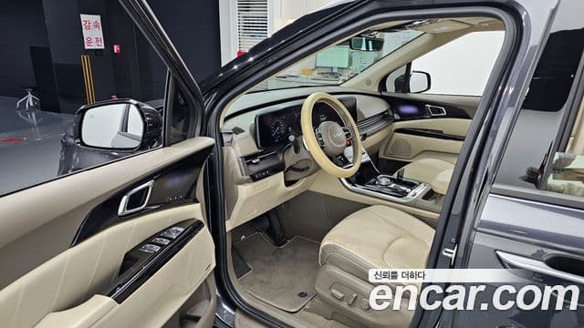 Kia Carnival 4세대 Signature, 2023 11