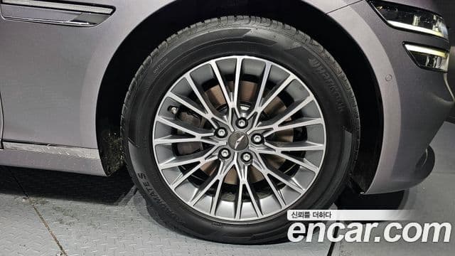 Genesis G80 (RG3) бензин 2.5 турбо AWD, 2022 все фото