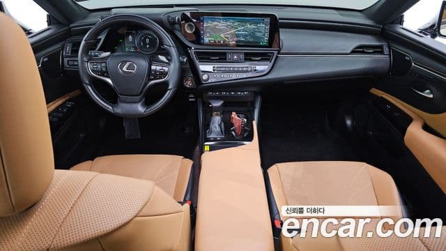 Lexus ES300h 7세대 Executive, 2025 7