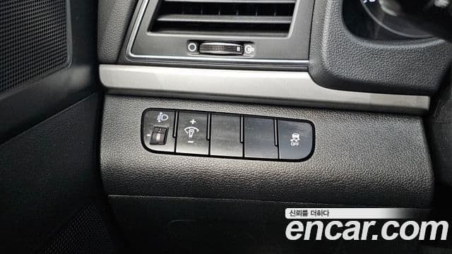 Hyundai Avante AD Special, 2017 15