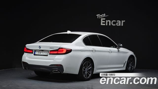 BMW 5시리즈 (G30) 520i M Sport, 2023 2