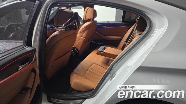 BMW 5시리즈 (G30) 520i M Sport, 2023 11