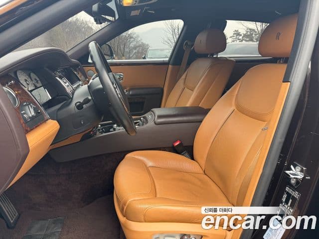 Rolls-Royce 고스트 6.6 EWB V12, 2019 7