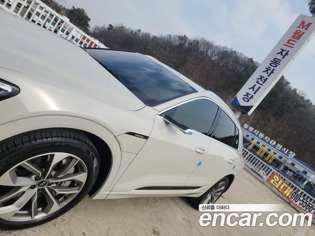 Audi e-Tron, 2022 20