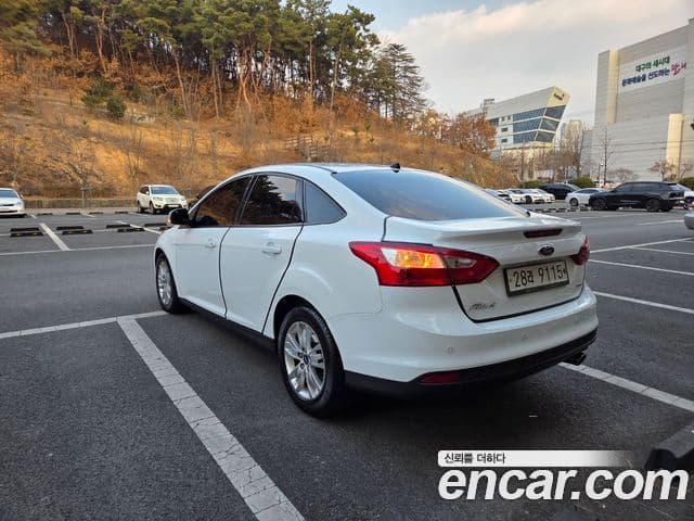 Ford 포커스 3세대, 2013 6