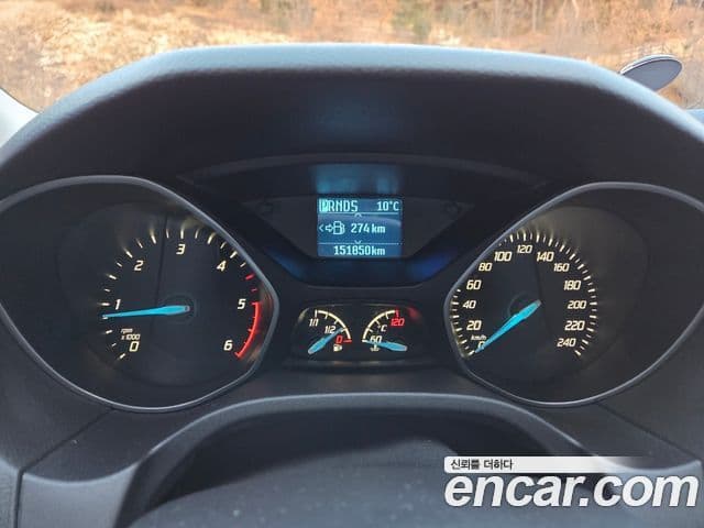 Ford 포커스 3세대, 2013 9