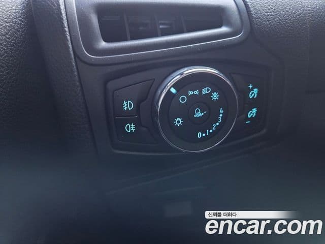 Ford 포커스 3세대, 2013 15