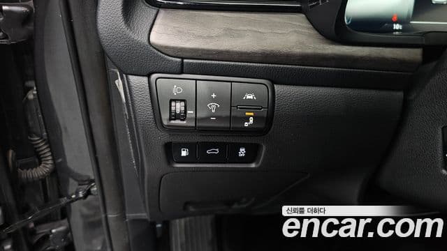 Kia K7 Premier гибрид Signature, 2020 14