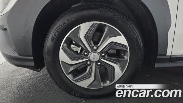 Hyundai The / новый New Kona гибрид Modern, 2023 все фото