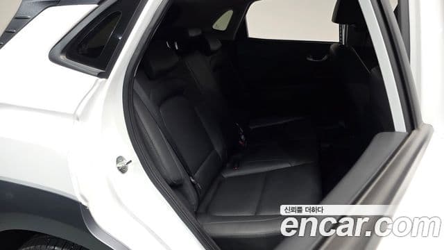 Hyundai The / новый New Kona гибрид Modern, 2023 11