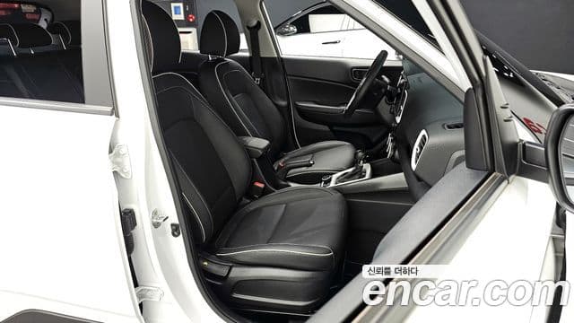 Hyundai Venue 1.6 Flux, 2022 10