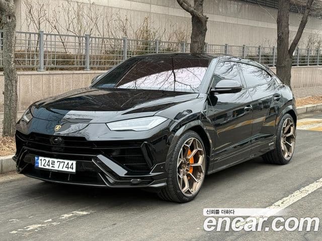 Lamborghini Urus 4.0 V8 Performante, 2023 1