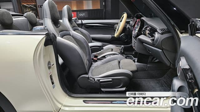 Mini Cooper S кабриолет 3세대, 2023 10