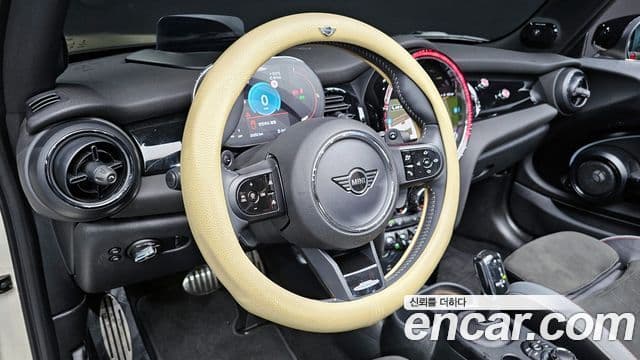 Mini Cooper S кабриолет 3세대, 2023 13