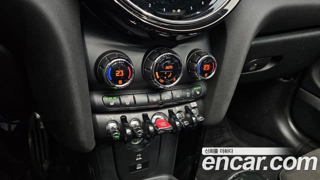 Mini Cooper S кабриолет 3세대, 2023 17