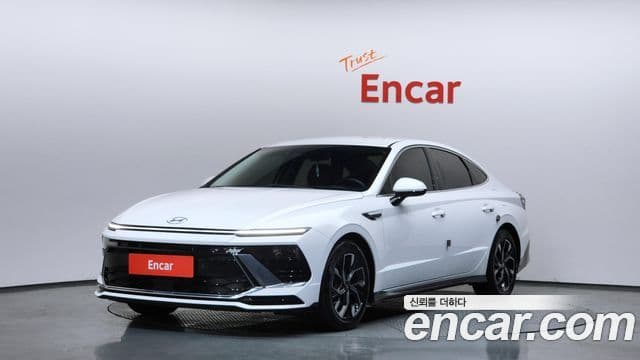 Hyundai Sonata D Edge(DN8) Business 1