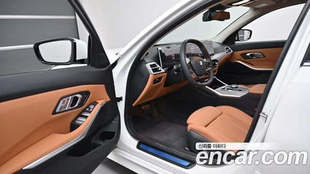 BMW 3시리즈 (G20), 2025 10