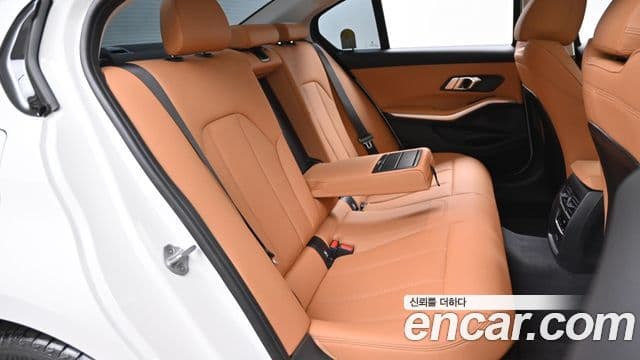 BMW 3시리즈 (G20), 2025 12