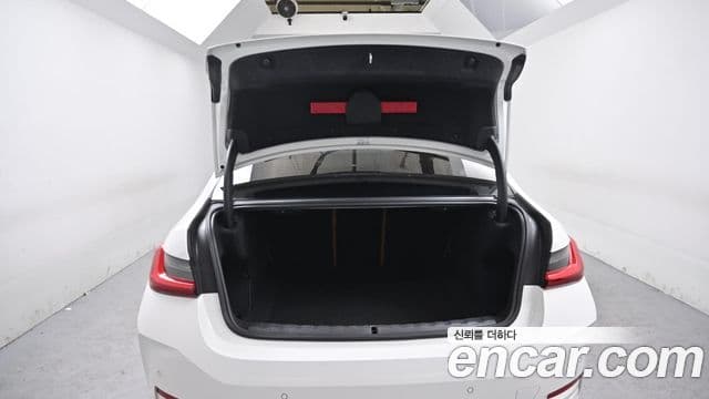 BMW 3시리즈 (G20), 2025 20