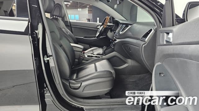 Hyundai All New Tucson Modern, 2016 11