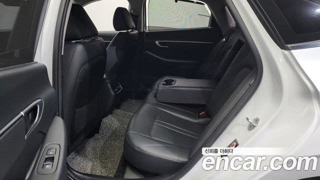 Hyundai Sonata (DN8) Premium Family, 2020 11