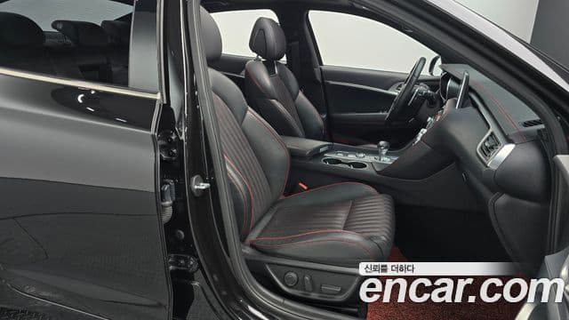 Genesis G70 Sport пакет, 2019 10