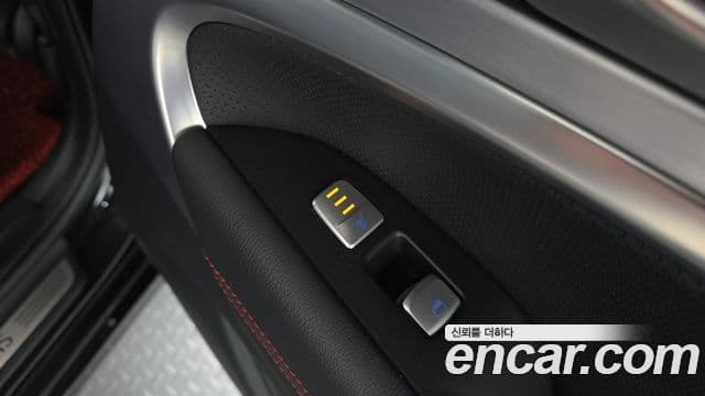 Genesis G70 Sport пакет, 2019 18