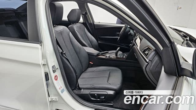 BMW 3시리즈 (F30), 2015 12