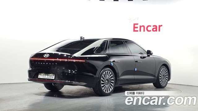 Hyundai Grandeur гибрид (GN7) Calligraphy, 2025 2