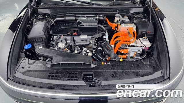 Hyundai Grandeur гибрид (GN7) Calligraphy, 2025 6