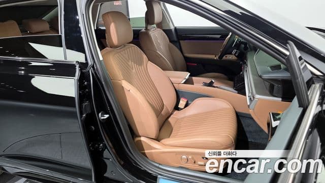 Hyundai Grandeur гибрид (GN7) Calligraphy, 2025 12