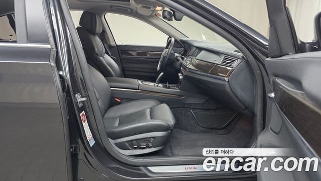BMW 7시리즈 (F01) 750Li, 2010 11
