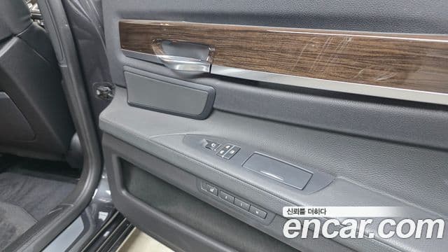 BMW 7시리즈 (F01) 750Li, 2010 16