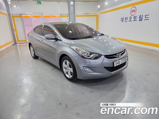 Hyundai Avante MD Premier, 2012 3