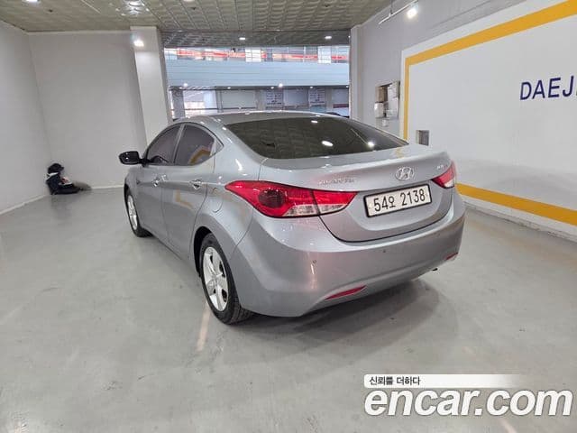 Hyundai Avante MD Premier, 2012 4